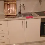 شقة Manoli
