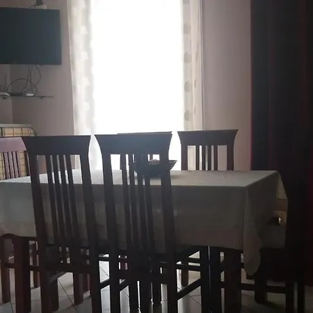 Manoli * Radhimë